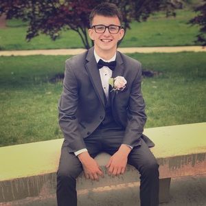 Meet your Posher, Anthony